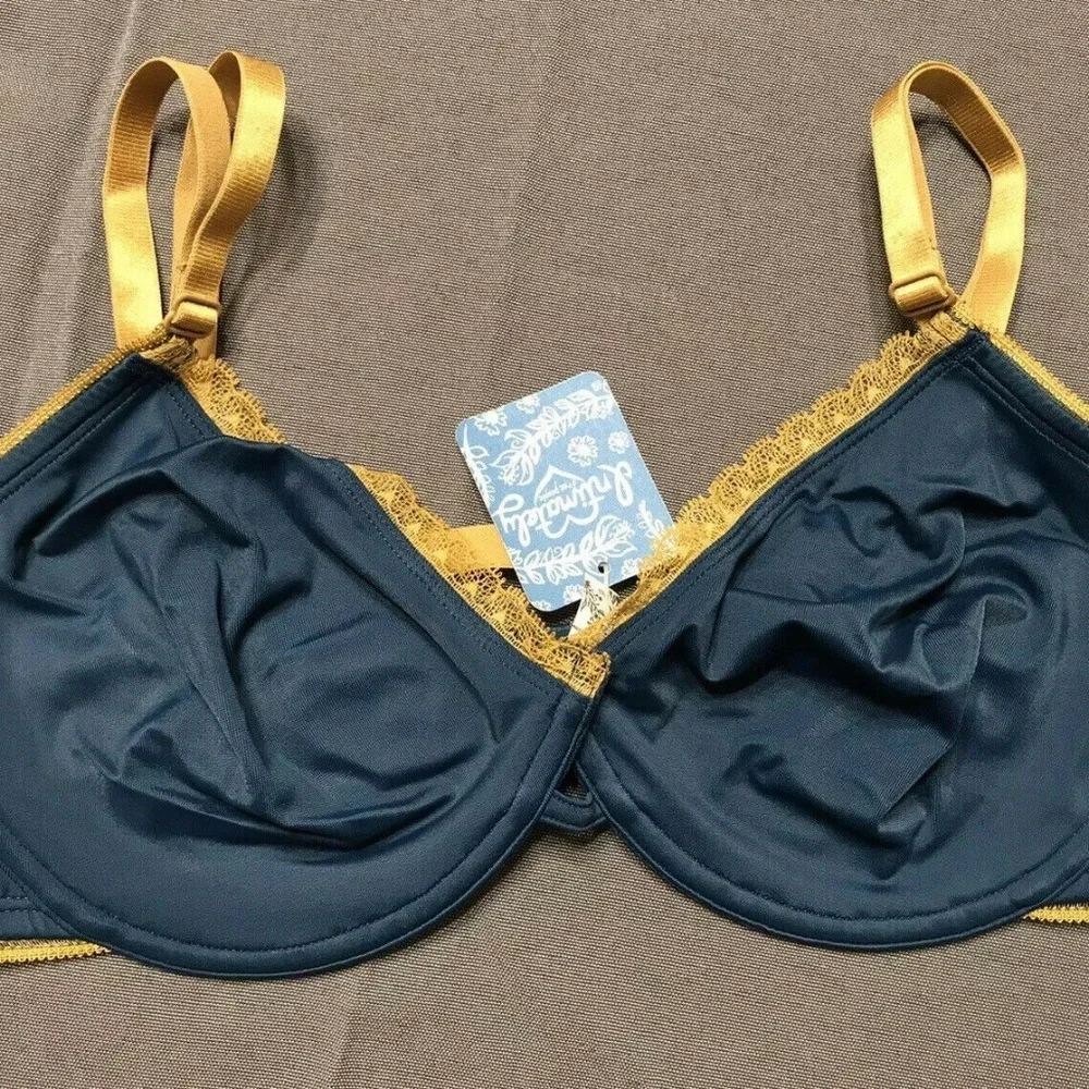 Free People Underwire Bra -size 32C (BNWT)
